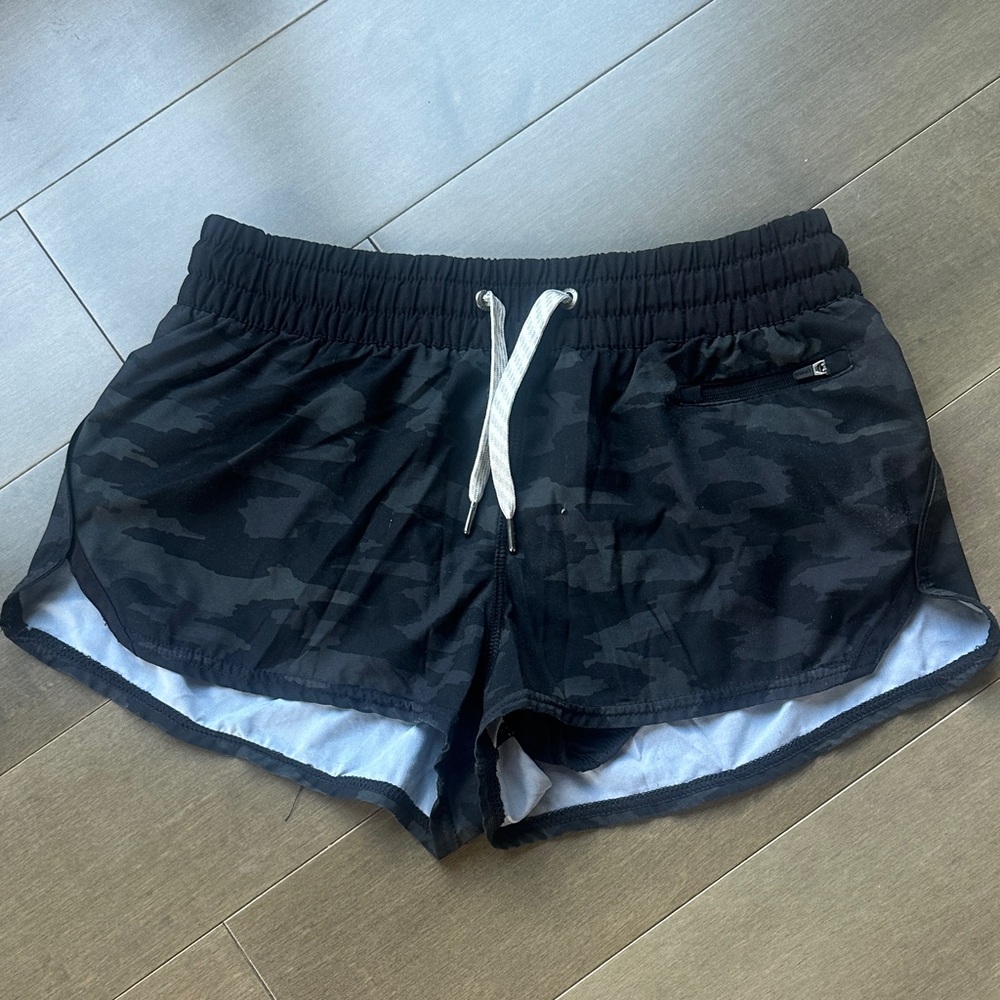 Vuori Women's Black Camo Athletic Shorts